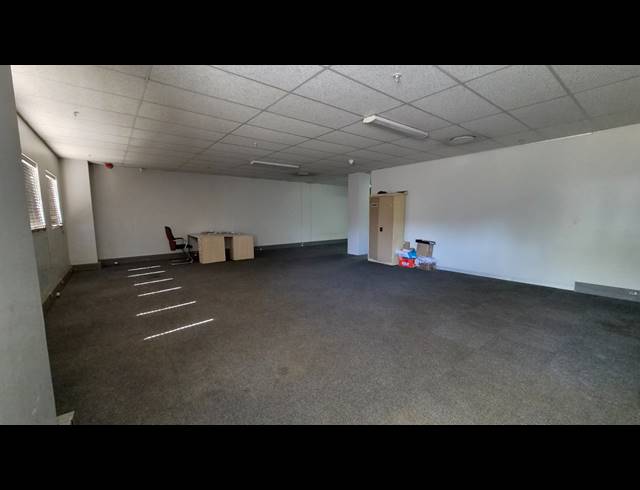 7,740M² WAREHOUSE TO LET IN ISANDO